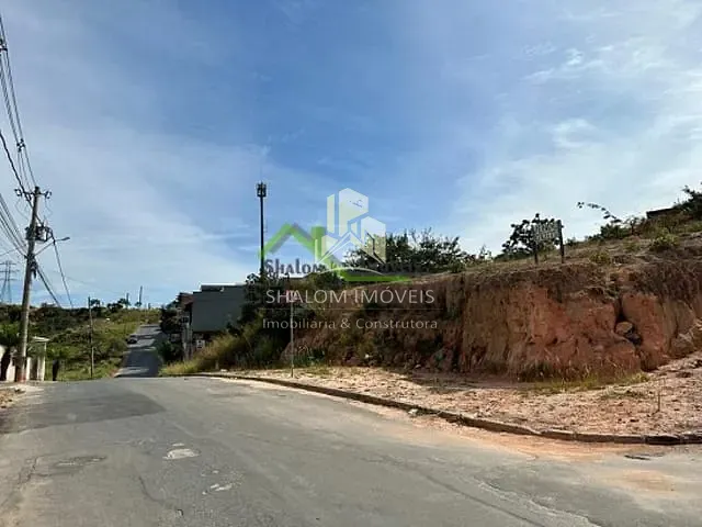 Terreno com 360m², à venda, no bairro Arvoredo II em Contagem