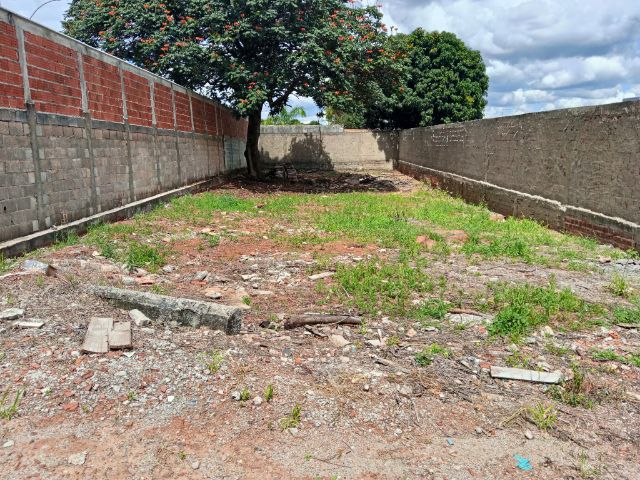 Terreno com 418m², à venda, no bairro Ponte Alta Norte (Gama) em Brasília