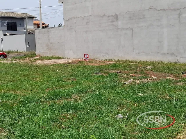 Terreno com 215m², à venda, no bairro Jardim Altos do Klavin em Nova Odessa