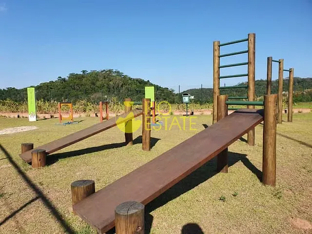 Terreno com 249m², à venda, no bairro Casa de Pedra em Volta Redonda