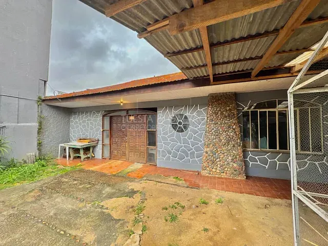 Terreno com 440m², à venda, no bairro Pinheirinho em Curitiba