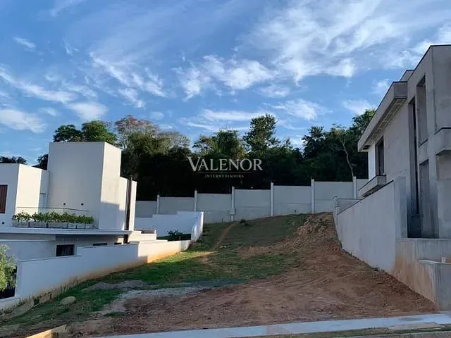 Terreno com 600m², à venda, no bairro Jardim das Samambaias em Jundiaí