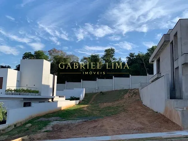 Terreno com 600m², à venda, no bairro Jardim das Samambaias em Jundiaí
