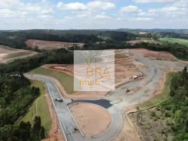 Terreno com 707m², à venda, no bairro Rondoninha em Campo Largo