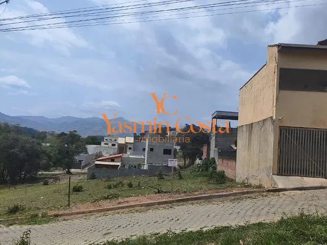 Terreno com 397m², à venda, no bairro Residencial São Miguel em Cambuí