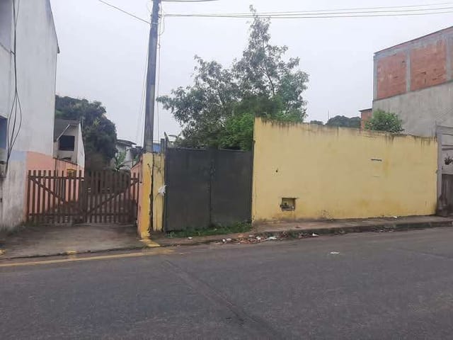 Terreno com 200m², à venda, no bairro Nova Cidade em Rio das Ostras
