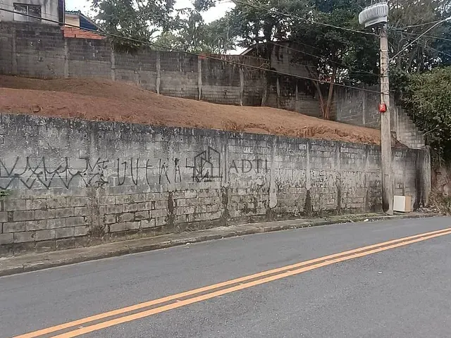 Terreno com 307m², à venda, no bairro Vila São Sebastião em Mogi das Cruzes
