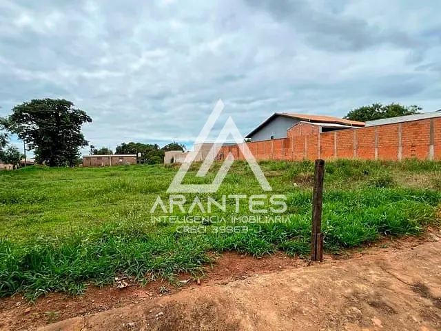 Terreno com 558m², à venda, no bairro São Francisco em Barretos