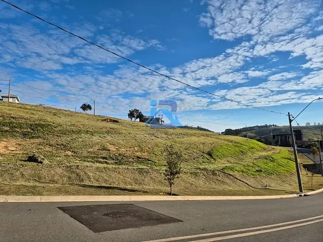 Terreno com 400m², à venda, no bairro Bairro Itapema em Itatiba