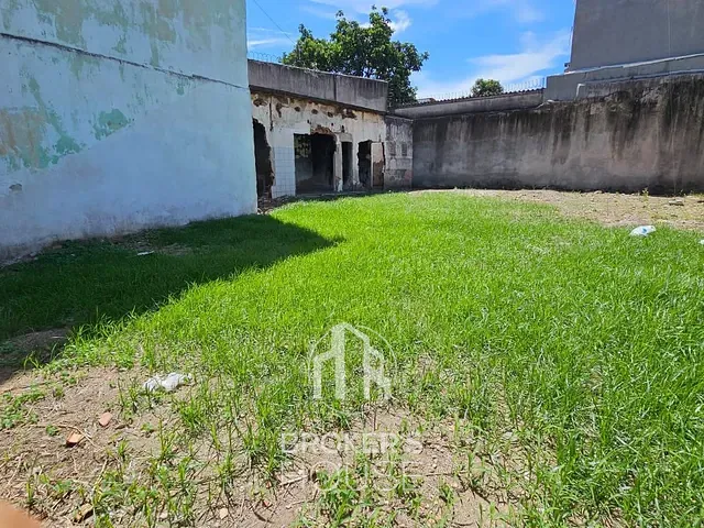Terreno com 305m², à venda, no bairro Maruípe em Vitória