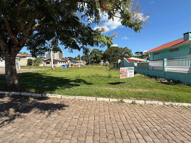 Terreno com 390m², à venda, no bairro Sagrada Família em Nova Prata