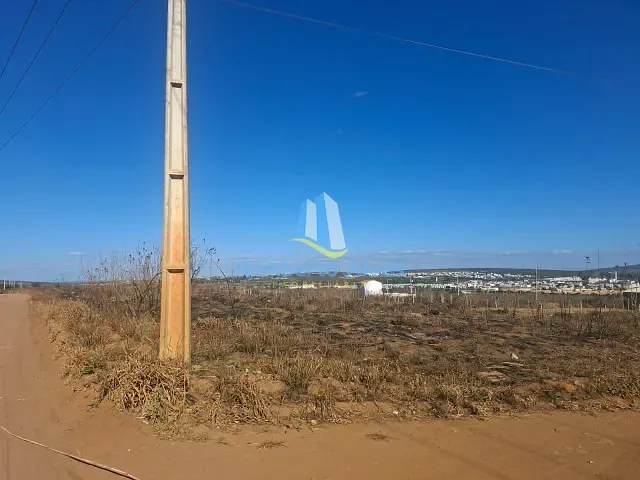 Terreno com 180m², à venda, no bairro Primavera em Vitória da Conquista