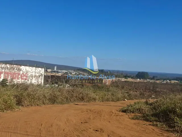 Terreno com 180m², à venda, no bairro Primavera em Vitória da Conquista