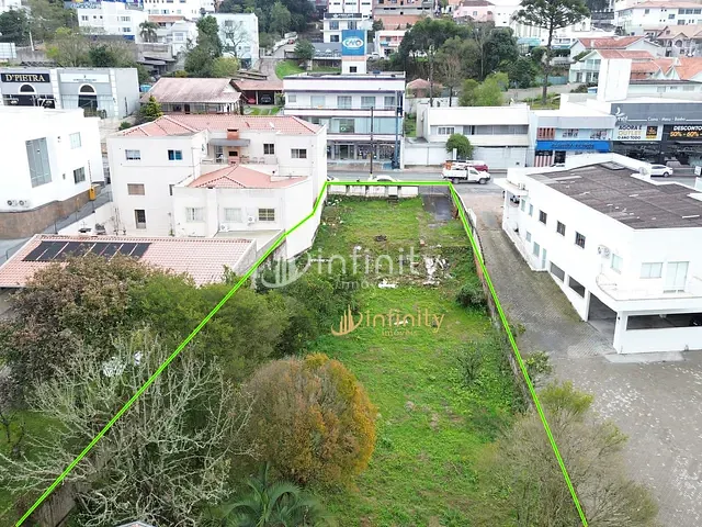 Terreno com 943m², à venda, no bairro Centro I Baixada em Mafra