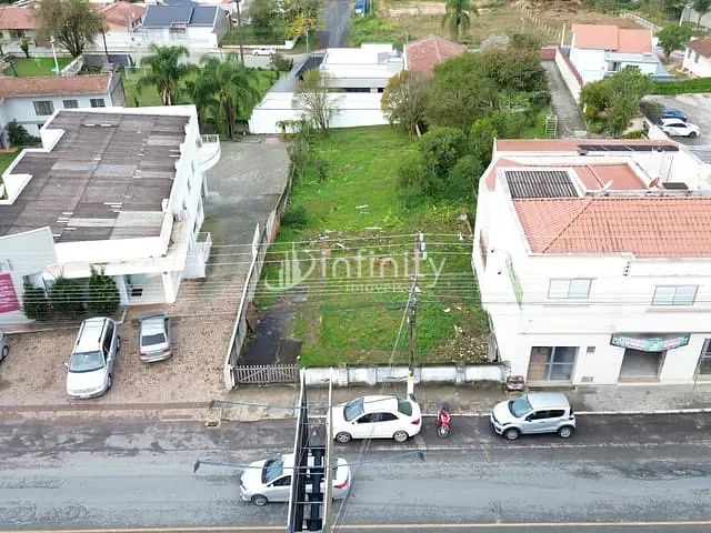 Terreno com 943m², à venda, no bairro Centro I Baixada em Mafra