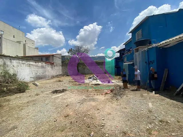 Terreno com 440m², para alugar, no bairro km 18 em Osasco