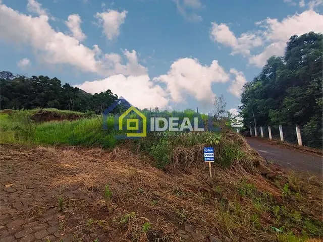 Terreno com 565m², à venda, no bairro São Paulo em Concórdia
