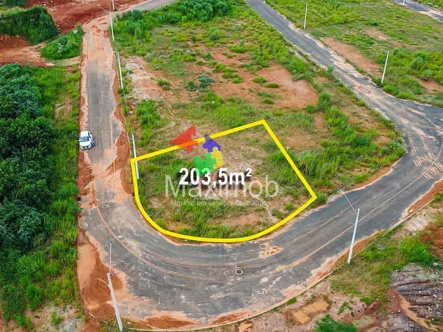 Terreno com 204m², à venda, no bairro Pires em Itapira