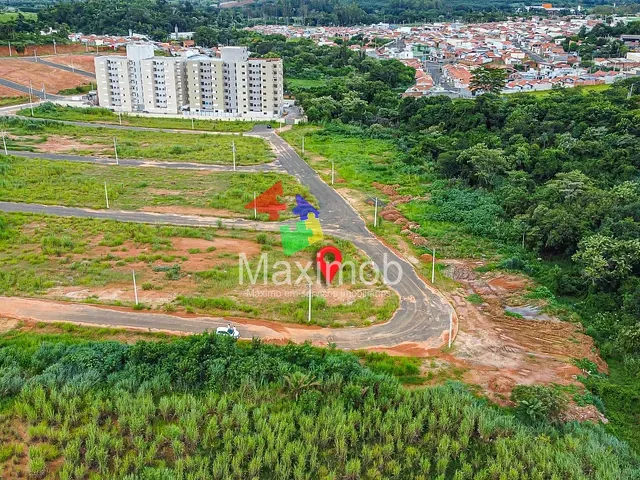 Terreno com 204m², à venda, no bairro Pires em Itapira