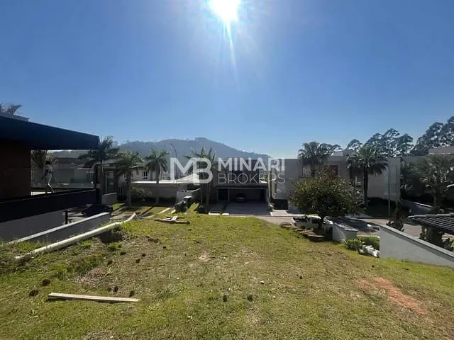 Terreno com 420m², à venda, no bairro Tamboré em Barueri