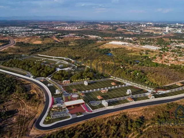 Terreno com 200m², à venda, no bairro Ribeirão do Lipa em Cuiabá