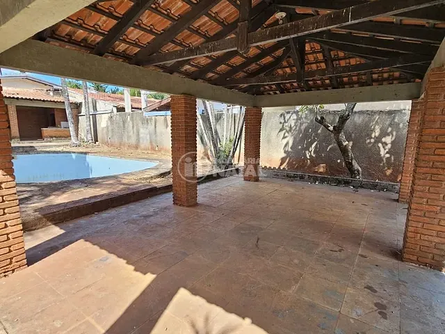 Terreno com 450m², à venda, no bairro Nossa Senhora de Lourdes em Londrina