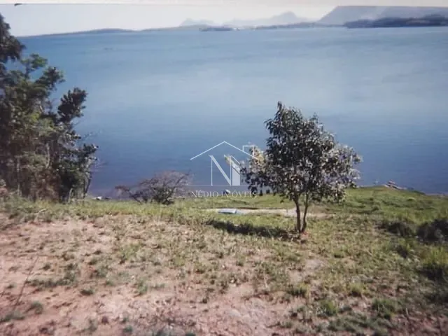 Terreno com 920m², à venda, no bairro Araçatiba em Maricá