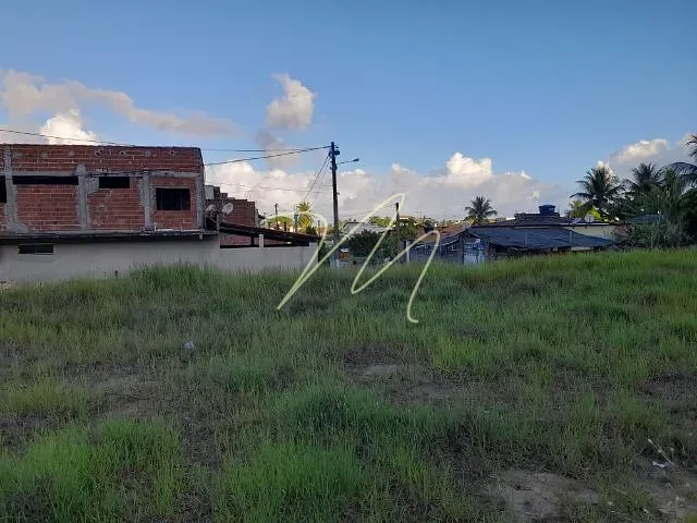 Terreno com 450m², à venda, no bairro Olivença em Ilhéus