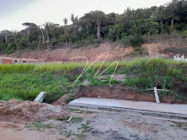Terreno com 450m², à venda, no bairro Olivença em Ilhéus