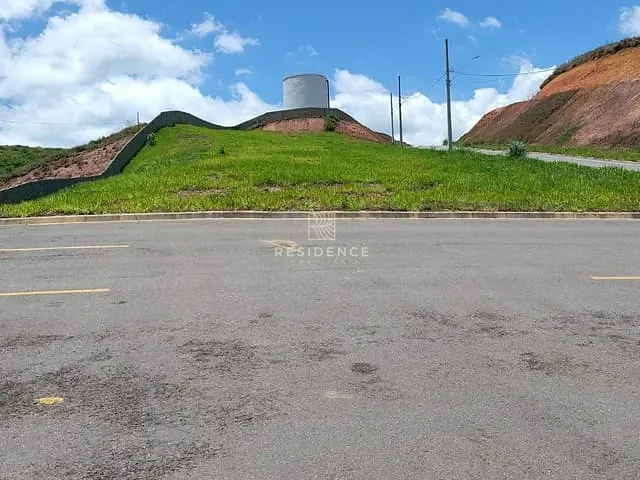 Terreno com 290m², à venda, no bairro Casa de Pedra em Volta Redonda