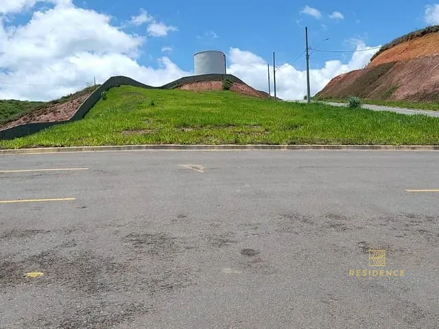 Terreno com 290m², à venda, no bairro Casa de Pedra em Volta Redonda