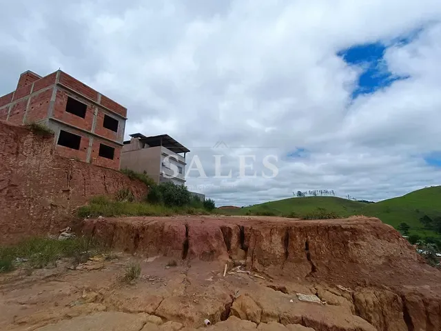 Terreno com 300m², à venda, no bairro Souza Mattos em Bicas