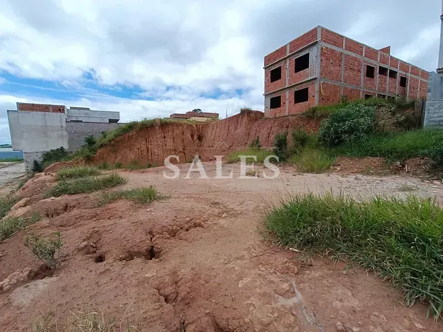 Terreno com 300m², à venda, no bairro Souza Mattos em Bicas