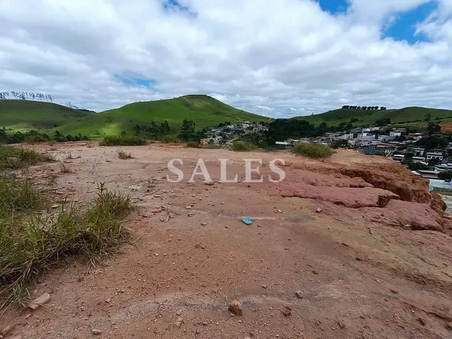 Terreno com 300m², à venda, no bairro Souza Mattos em Bicas