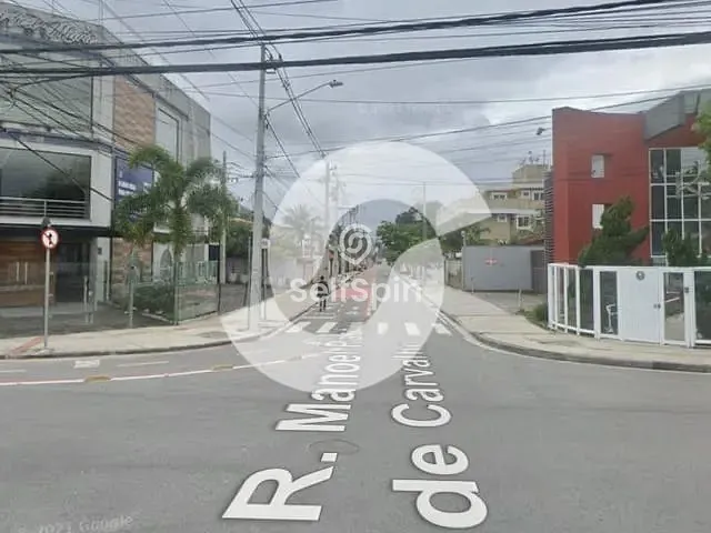 Terreno com 384m², para alugar, no bairro Cantagalo em Niterói
