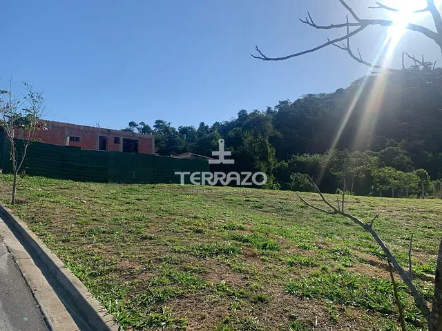 Terreno com 307m², à venda, no bairro Casa de Pedra em Volta Redonda