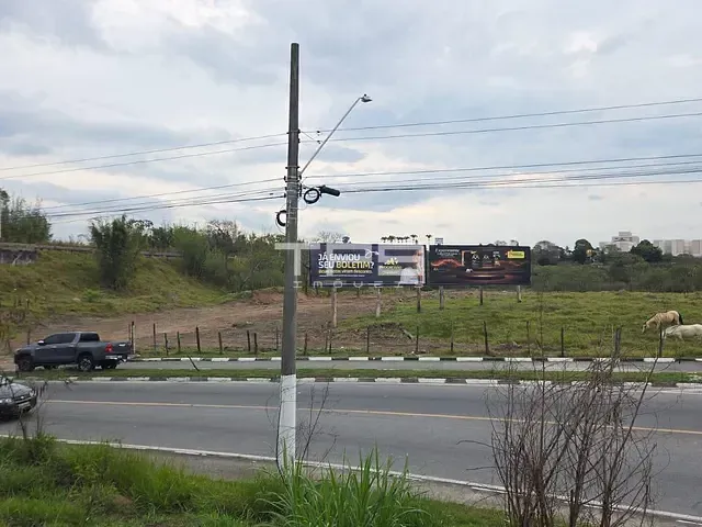 Terreno com 24783m², à venda, no bairro Santana em Pindamonhangaba