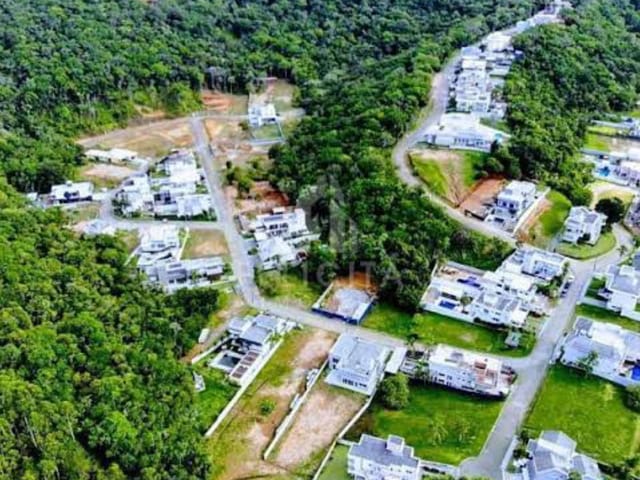 Terreno com 986m², à venda, no bairro Ariribá em Balneário Camboriú