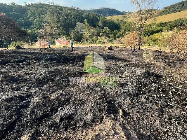 Terreno com 170m², à venda, no bairro Sabaúna em Mogi das Cruzes
