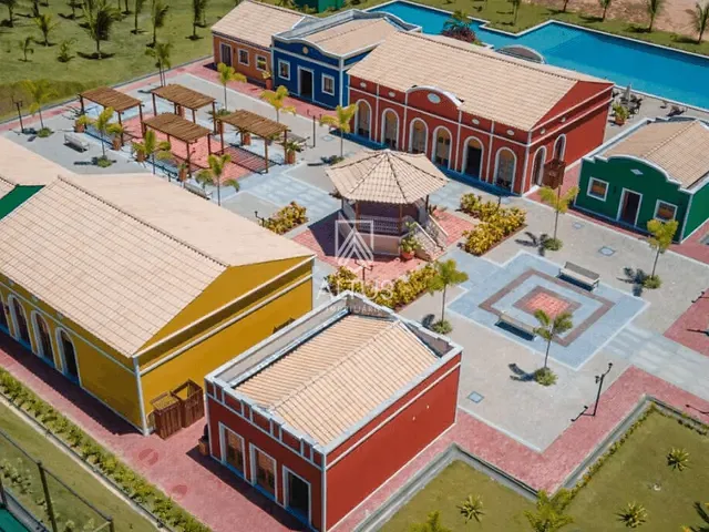 Terreno com 800m², à venda, no bairro Praia do Forte em Praia do Forte