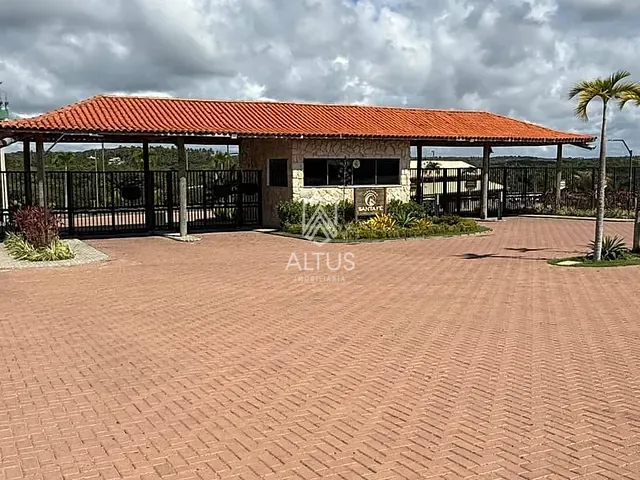 Terreno com 800m², à venda, no bairro Praia do Forte em Praia do Forte