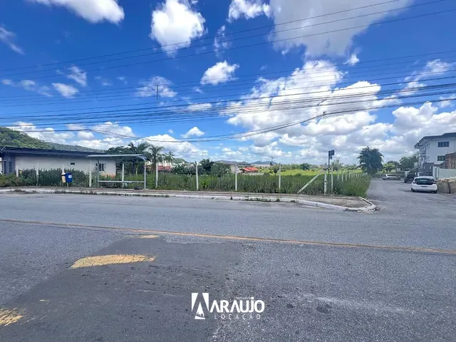 Terreno com 13700m², para alugar, no bairro Espinheiros em Itajaí