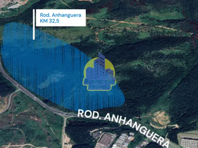 Terreno com 305m², à venda, no bairro Centro em Cajamar