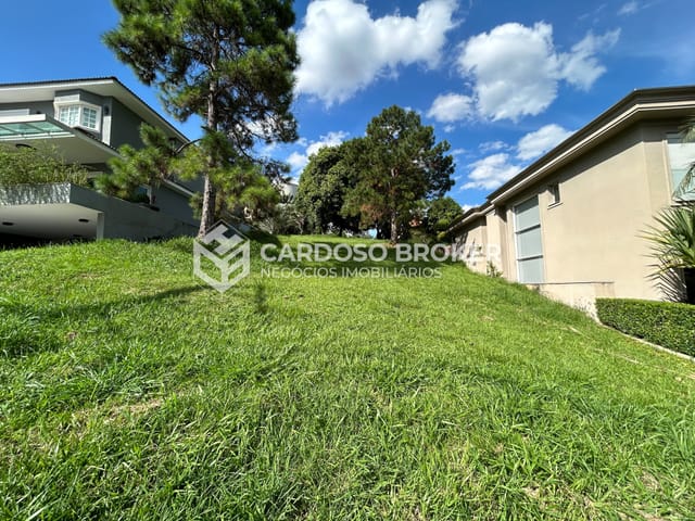 Terreno com 723m², à venda, no bairro Tamboré em Santana de Parnaíba