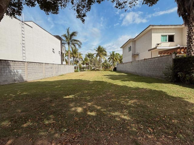 Terreno com 450m², à venda, no bairro Boulevard Lagoa em Serra
