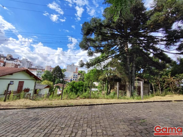 Terreno com 433m², à venda, no bairro Centro em Nova Prata