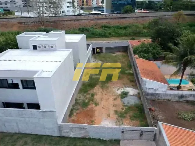 Terreno com 368m², à venda, no bairro Jardim das Nações em Taubaté