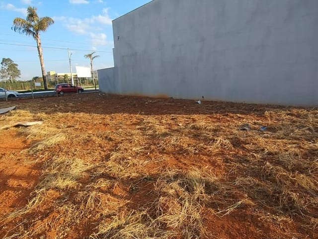 Terreno com 310m², à venda, no bairro Jardim Terramérica I em Americana