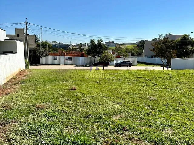 Terreno com 370m², à venda, no bairro Loteamento Residencial Una em Itu