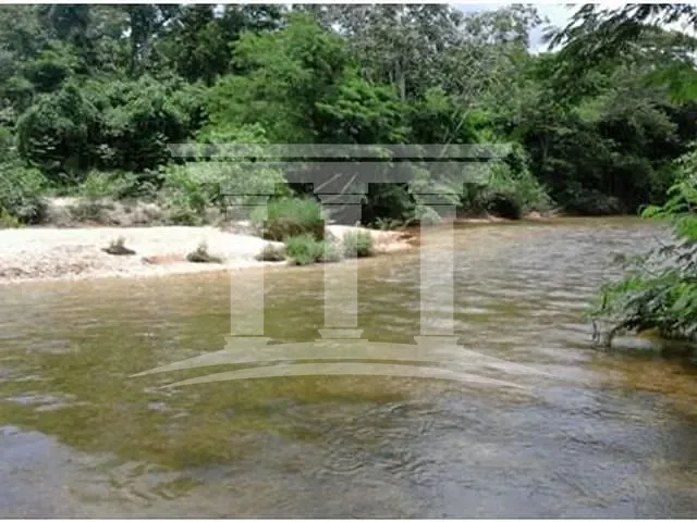 Terreno com 504m², à venda, no bairro Residencial Paiaguás em Cuiabá